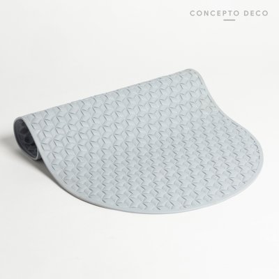ANTIDESLIZANTE GEOMETRICO GRIS CLARO 68X38CM